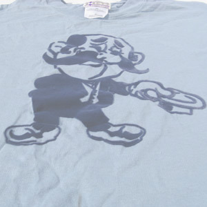 Tシャツにフロッキー