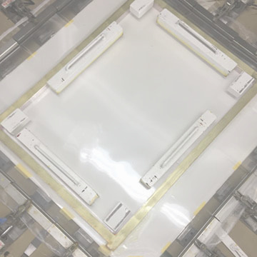 スクリーン紗張機