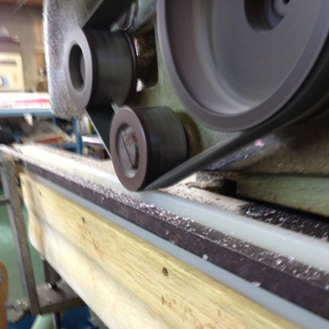 スキージ研磨機